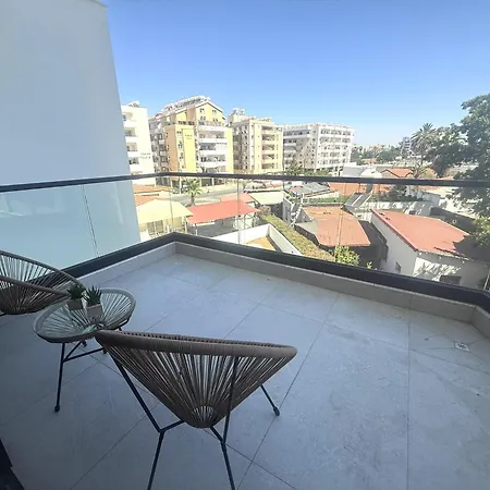 1 Min Walk To Sea, Modern Mackenzie 1br Flat Apartman *